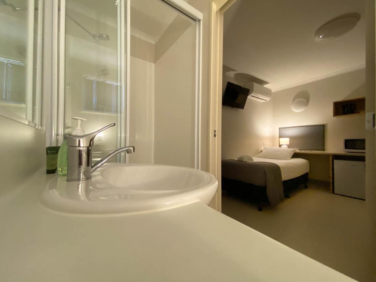 Lake Tyrrell Accommodation Lta Sea Lake Exterior foto